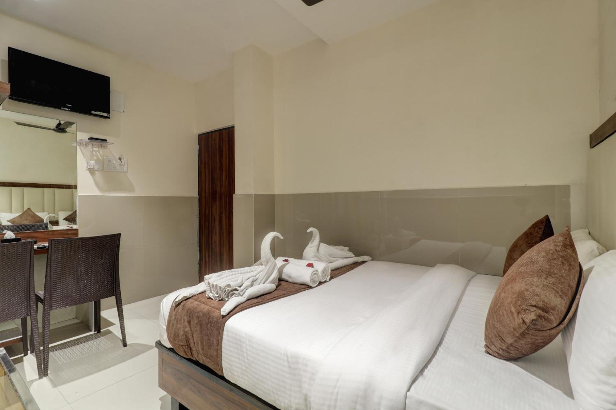 فندق New Parimeet Residency نافي مومباي المظهر الخارجي الصورة
