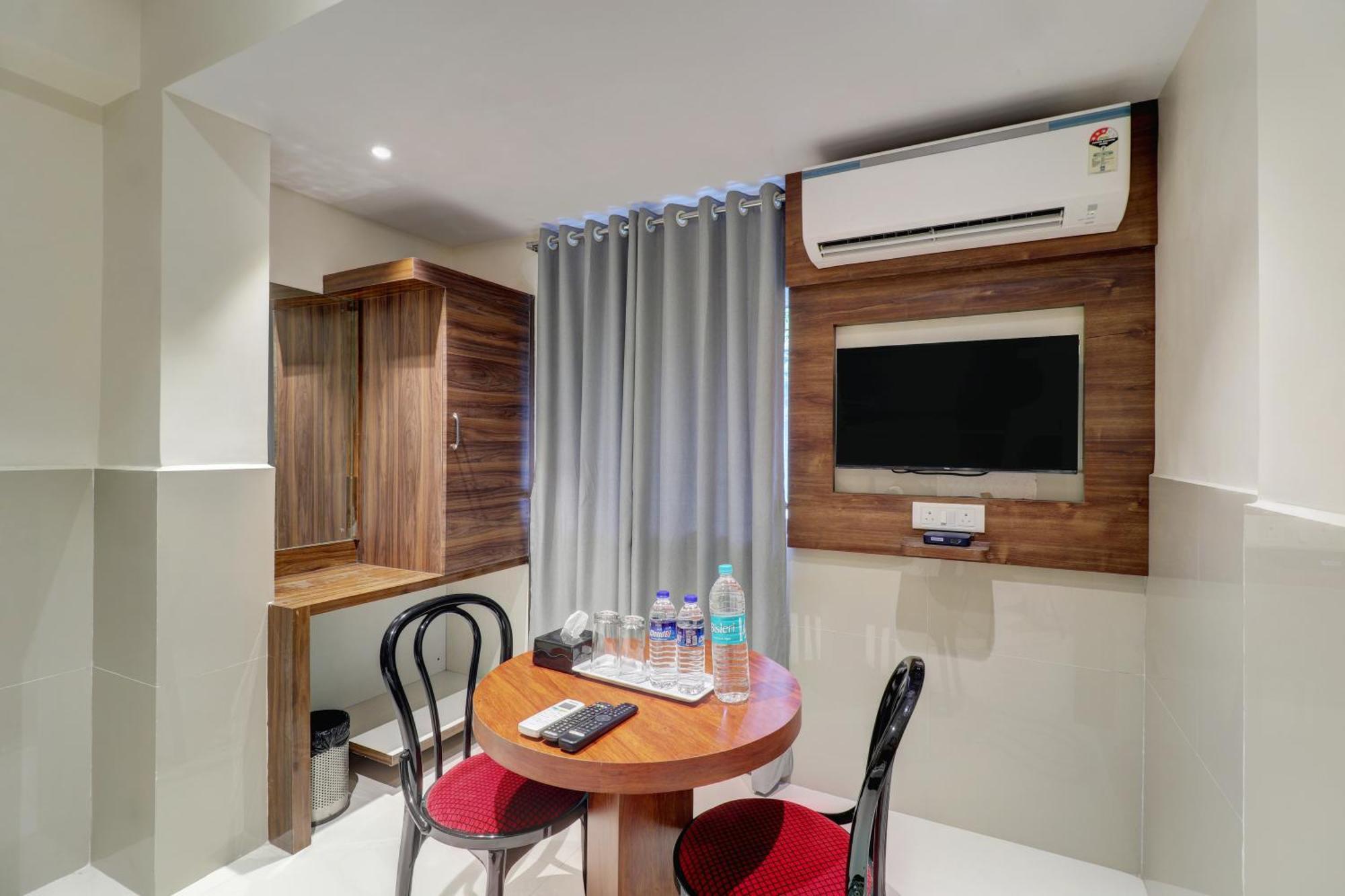 فندق New Parimeet Residency نافي مومباي المظهر الخارجي الصورة