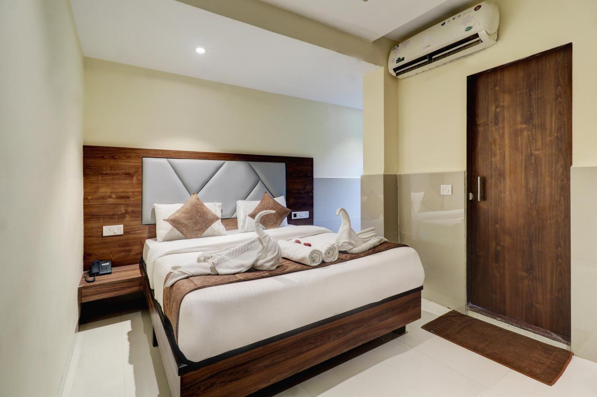 فندق New Parimeet Residency نافي مومباي المظهر الخارجي الصورة